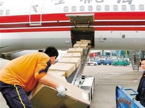 上海空港六路EMS清关与机场代理报关服务 价格与打包服务解析