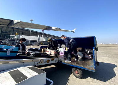 “箱”待如宾 常州机场特色货运服务开启高效搬运新体验